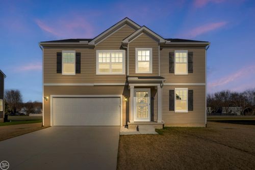 54470 Heron Cir, New Baltimore, MI, 48047-2833 | Card Image