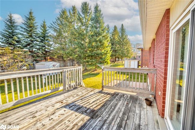 17 Mayfair Dr, House other with 5 bedrooms, 2 bathrooms and 4 parking in Barrie ON | Image 34