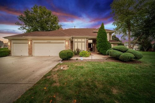 1901 Brandywyn Ln, Buffalo Grove, IL, 60089-6693 | Card Image