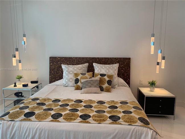 APT-1004 - 1 N Ocean Blvd, Condo with 2 bedrooms, 3 bathrooms and null parking in Pompano Beach FL | Image 16