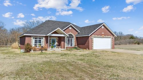 10613 Burton Ln, Skiatook, OK, 74070-6343 | Card Image