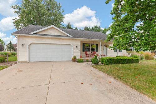 225 Joy Rd, Adrian, MI, 49221-1271 | Card Image