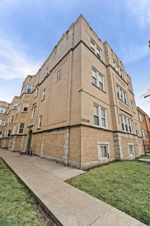 3e-6319 Sacramento Ave, Chicago, IL, 60659-1553 | Card Image