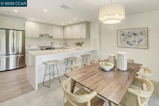 APT-5 - 1217 Running Springs Rd, Condo with 2 bedrooms, 1 bathrooms and 1 parking in Walnut Creek CA | Image 7