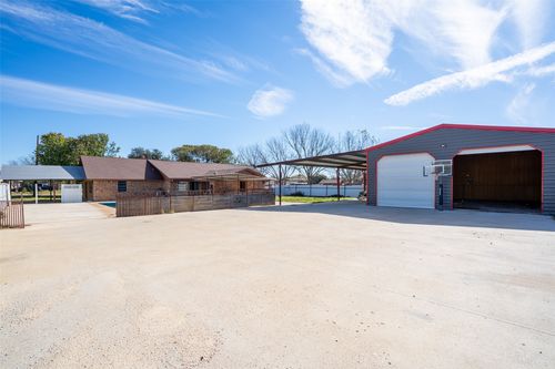 601 Henry St Street, Dublin, TX, 76446 | Card Image