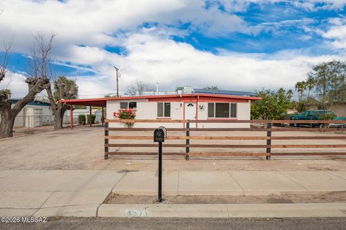 4571 E 32nd Street, Tucson, AZ, 85711 | Card Image
