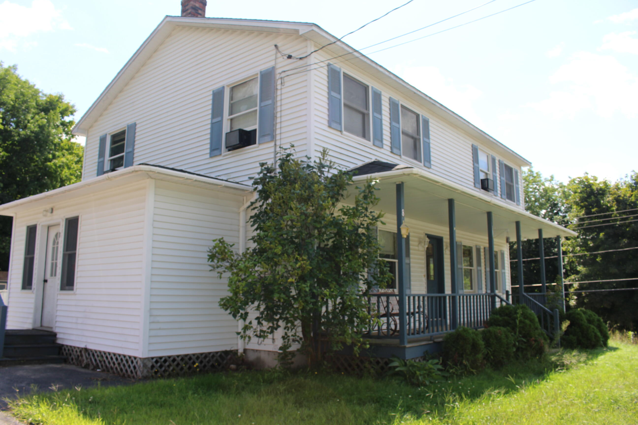 Chase Ave, Mexico, ME 04257