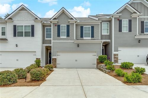 738 Woodstock Grove Dr, Woodstock, GA, 30188-4694 | Card Image