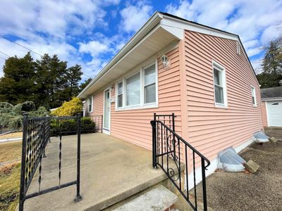 36 W Nevada Ave, House other with 2 bedrooms, 1 bathrooms and null parking in Absecon NJ | Image 2