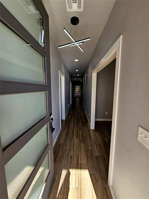 1615 Ne 9th Street, Oklahoma City, OK, 73117 | Card Image