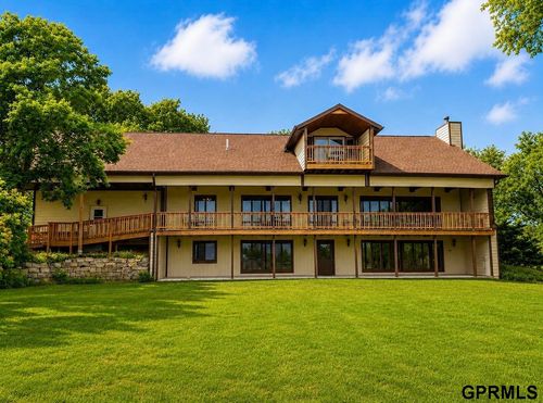 2950 Forestview Cir, Lincoln, NE, 68522-3403 | Card Image