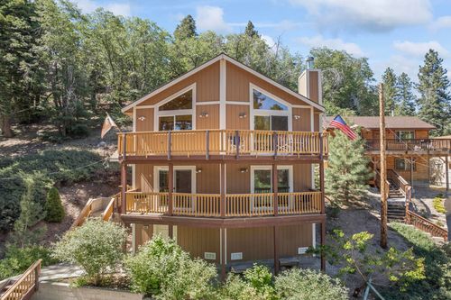 33663 Green Valley Ln, Green Valley Lake, CA, 92341 | Card Image