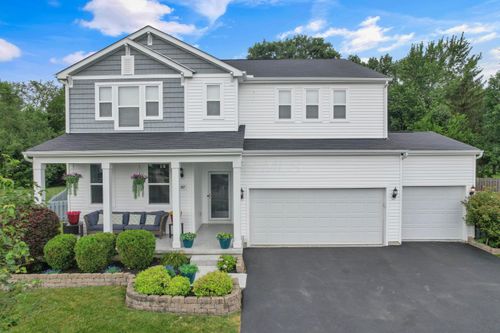 2267 Holiday Valley Dr, Grove City, OH, 43123-7616 | Card Image