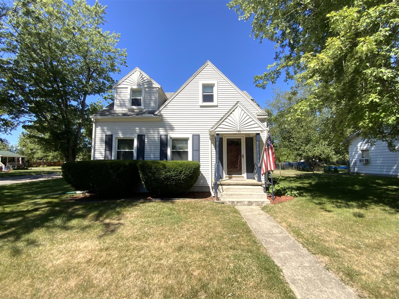 Gibson St, Clinton, MI 49236