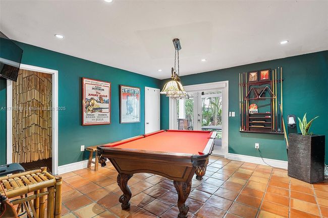 1055 Ne 120 Th St, House other with 4 bedrooms, 2 bathrooms and null parking in Biscayne Park FL | Image 21