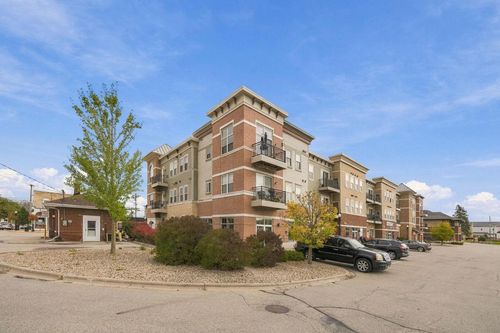 311-111 W Fulton Street, Edgerton, WI, 53534 | Card Image