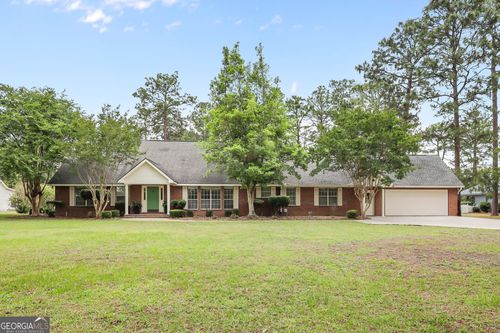 8 N Bogey Dr, Jesup, GA, 31546-2125 | Card Image