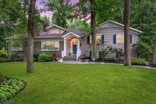 1979 Dogwood Dr, Scotch Plains, NJ, 07076-4722 | Card Image