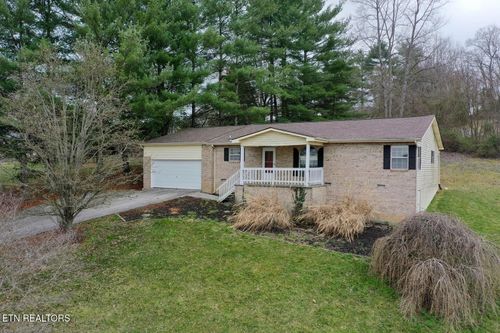 154 Cristo Rd, Tazewell, TN, 37879-3853 | Card Image