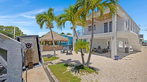 410 Bowie Ln, Key Largo, FL, 33037-2727 | Card Image