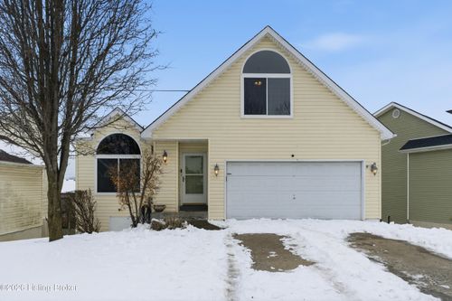 5146 Bell Ave, Shelbyville, KY, 40065-8706 | Card Image