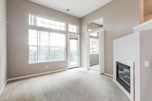 572 Blackwood Ter, Sunnyvale, CA, 94086-5452 | Card Image