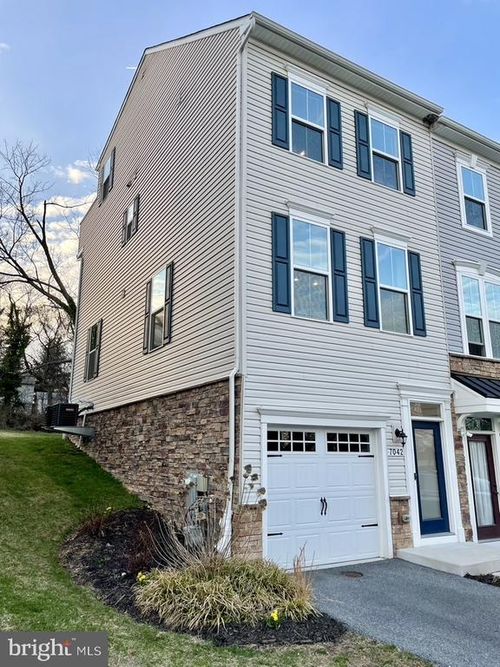 7042 Cedar Ave, ELKRIDGE, MD, 21075-6307 | Card Image