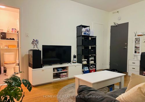 209-1 Triller Ave, Toronto, ON, M6K3B7 | Card Image