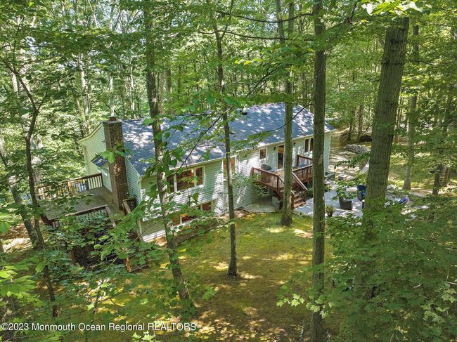 10 Edgewood Dr, House other with 5 bedrooms, 3 bathrooms and null parking in Holmdel NJ | Image 63