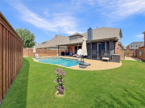 1413 Clearwater Dr, Mckinney, TX, 75071-8061 | Card Image