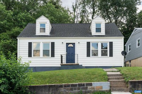 31 Beverley Ct, STAUNTON, VA, 24401-3767 | Card Image