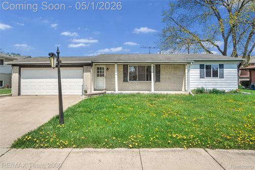 23611 Aviva St, Clinton Township, MI, 48035-1900 | Card Image