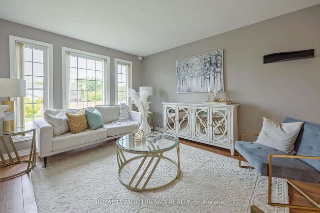 253 Mcgarrell Dr, House other with 4 bedrooms, 3 bathrooms and 2 parking in London ON | Image 4