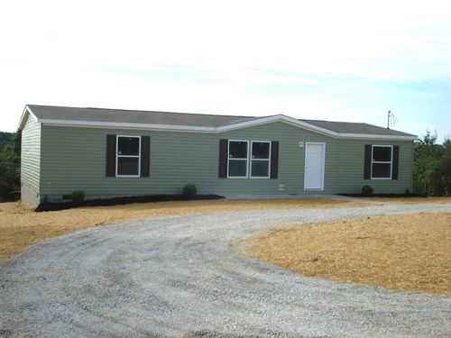 208 Cecil Webber Rd, Berry, KY, 41003-8838 | Card Image