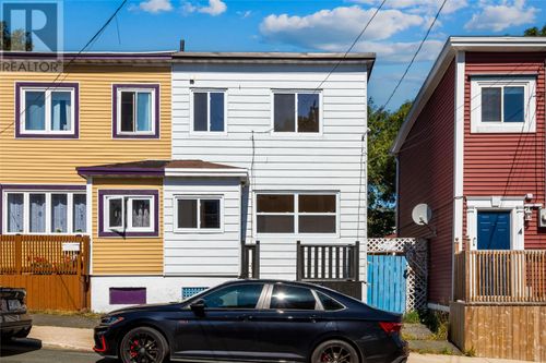 6 Franklyn Ave, St. John's, NL, A1C4K8 | Card Image