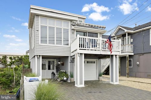 30 W Winifred Ave, LONG BEACH TOWNSHIP, NJ, 08008-3562 | Card Image