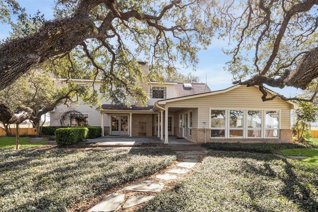 1014 River Plant Rd, Home with 3 bedrooms, 3 bathrooms and null parking in Eagle Lake TX | Image 22