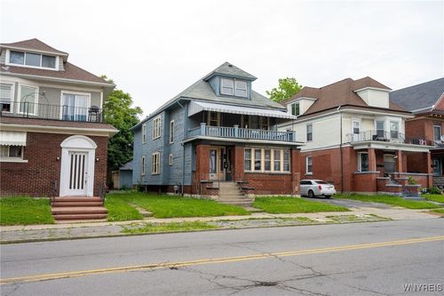 lower-98 E Delavan Ave, Buffalo, NY, 14208-1215 | Card Image