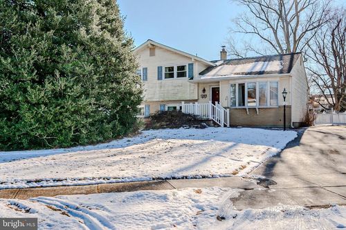 1 Keats Dr, CLAYMONT, DE, 19703-1513 | Card Image