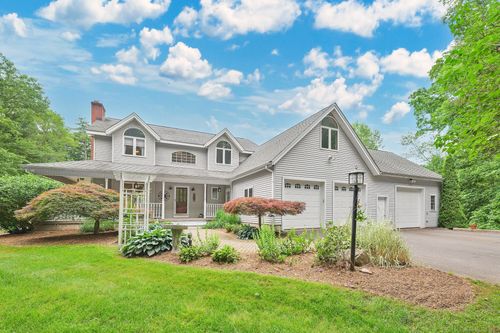 8 Brendans Way, Granby, CT, 06035-1217 | Card Image