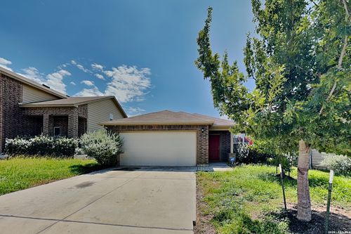 9527 Apple Ridge Ln, San Antonio, TX, 78239-4413 | Card Image