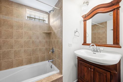 1320 Ferndale Ave, Highland Park, IL, 60035-2810 | Card Image