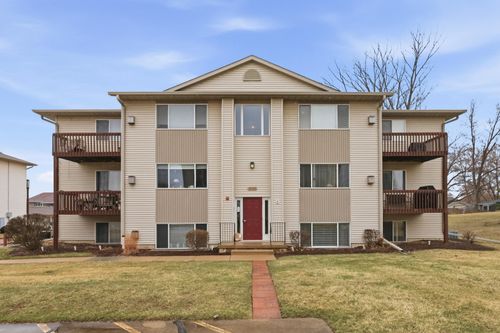 apt-2-4188 Fairview Dr, Bettendorf, IA, 52722-2228 | Card Image