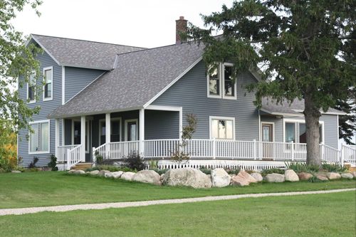15401 Cannonsville Rd, Coral, MI, 49322-9683 | Card Image