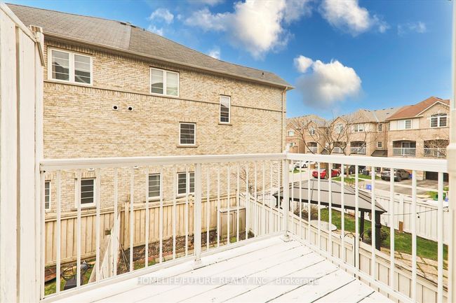 59 Stonewood St, House attached with 3 bedrooms, 3 bathrooms and 1 parking in Ajax ON | Image 12