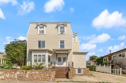 5 Washington Sq, Gloucester, MA, 01930-3684 | Card Image