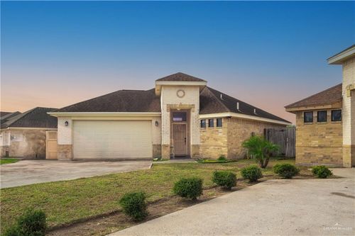 2416 S Hibiscus St, Pharr, TX, 78577-5077 | Card Image