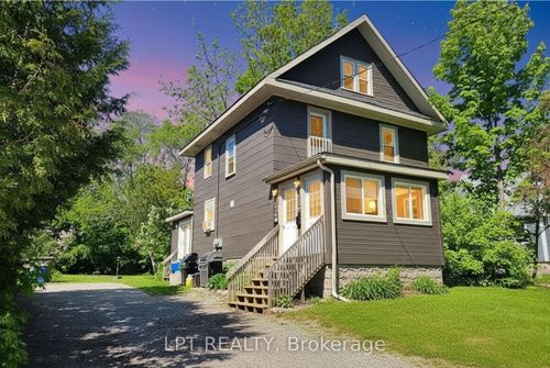 436 Queen St, Midland, ON, L4R3J2 | Card Image