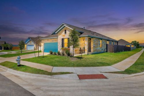 104 Ladolia Ln, San Marcos, TX, 78666-4995 | Card Image
