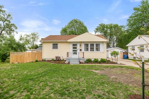 2015 50th Pl, Des Moines, IA, 50310-1503 | Card Image